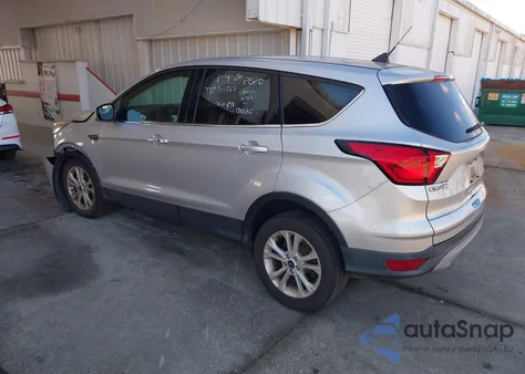 2019 Ford Escape Se из США, поврежденный, VIN 1FMCU9GD8KUA91198